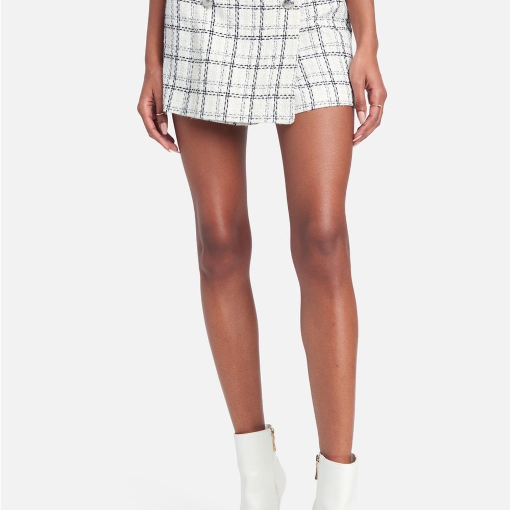 Bebe Skirt